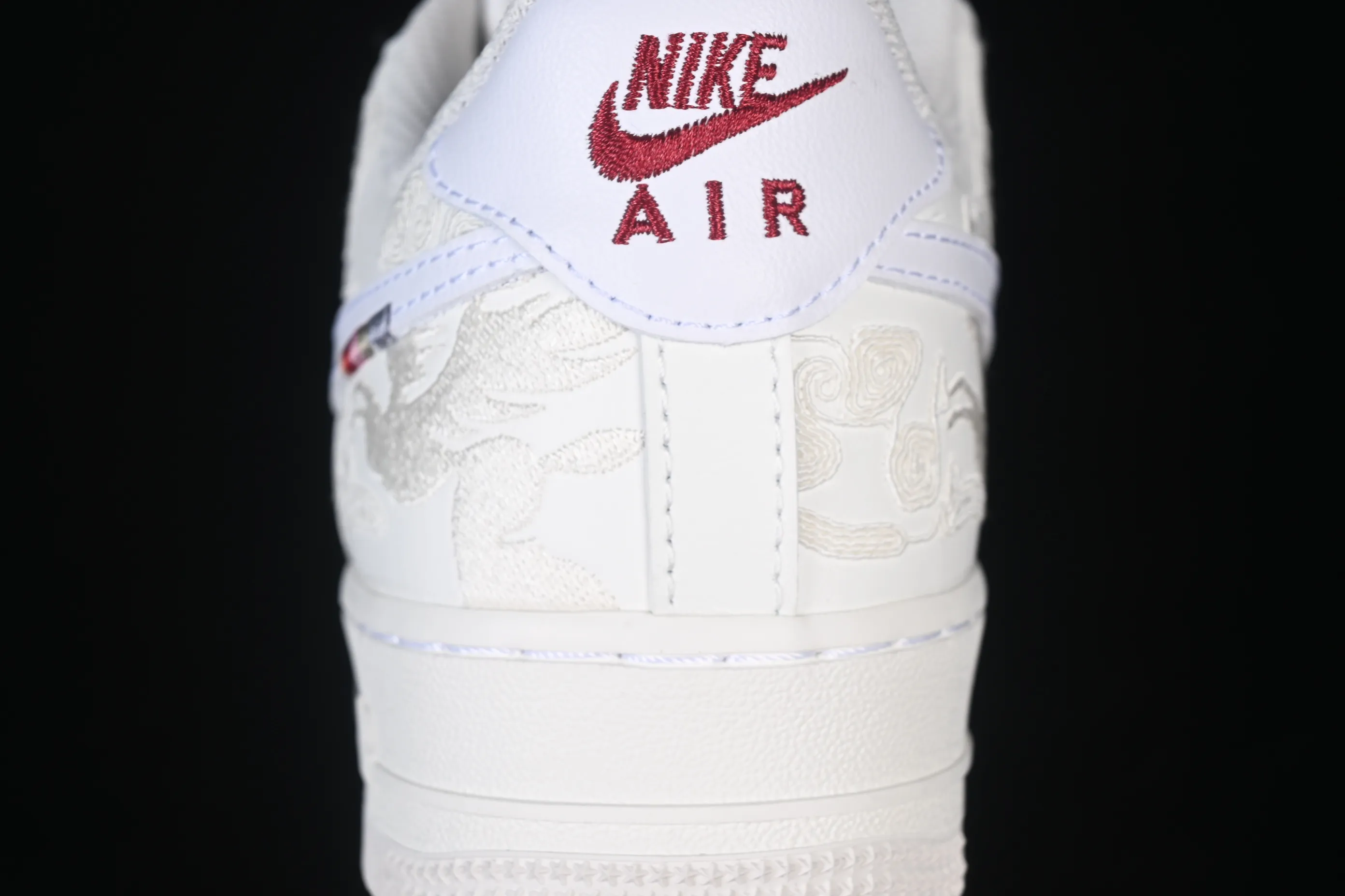 All categories Nk Air Force 1 Air Force series Nk Air Force 1 Low Air Force low-top Y version Nike Air Force 1'07 Low Year of the Horse limited edition Air Force 1 low-top casual sneakers IQ1119-011